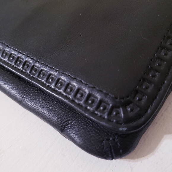 Soft Leather Wallet/Organizer - O/S - Picture 8 of 9